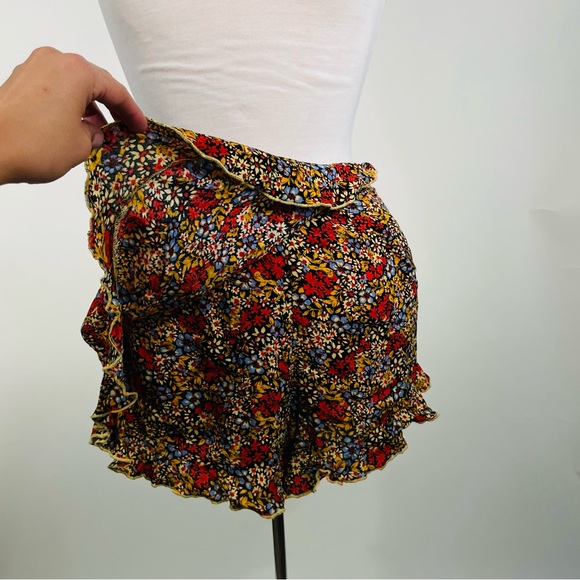 Patrons of Peace Red Floral Skort (Medium) - Picture 6 of 10